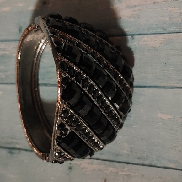 2/$30 Silver Tone Black Bead Cuff Bracelet - Picture 1 of 7